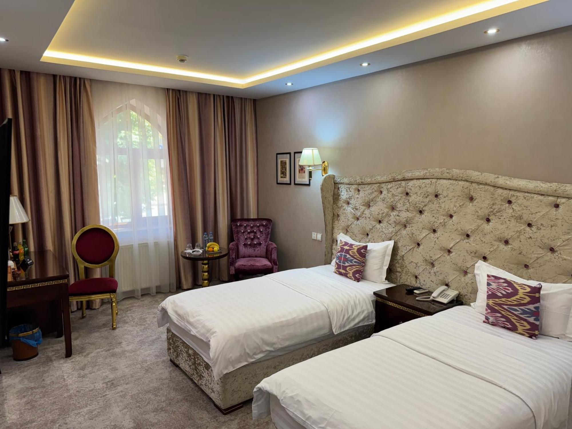 Emirhan Hotel Самарканд Екстер'єр фото
