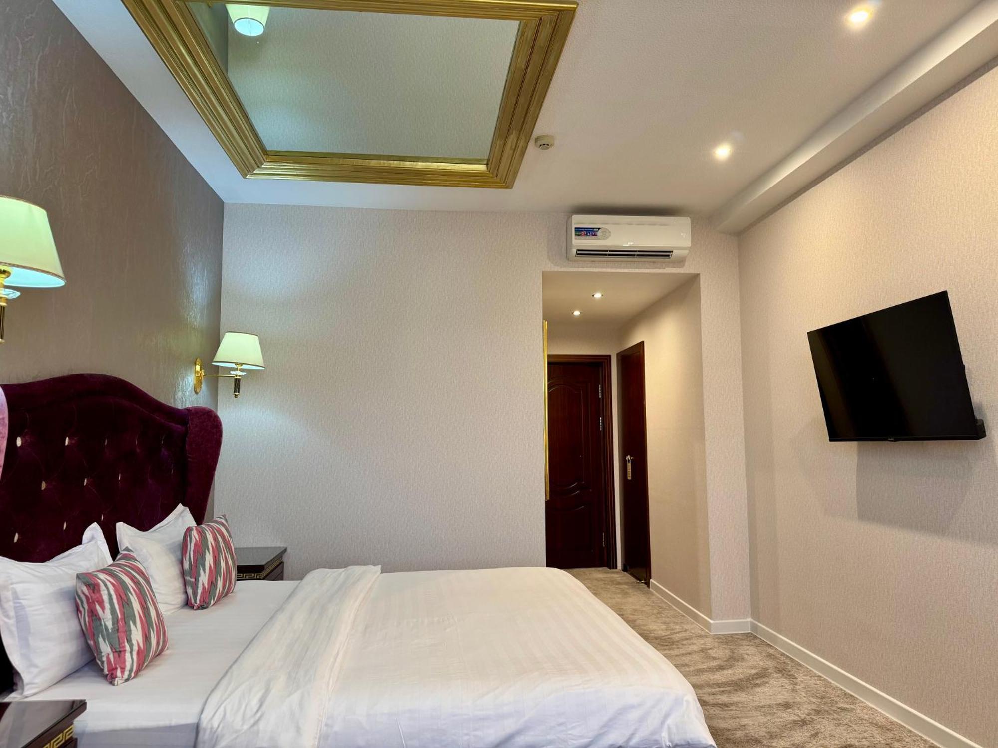 Emirhan Hotel Самарканд Екстер'єр фото